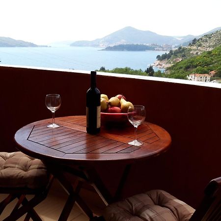 Apartments Danilo Kažanegra Sveti Stefan Bagian luar foto