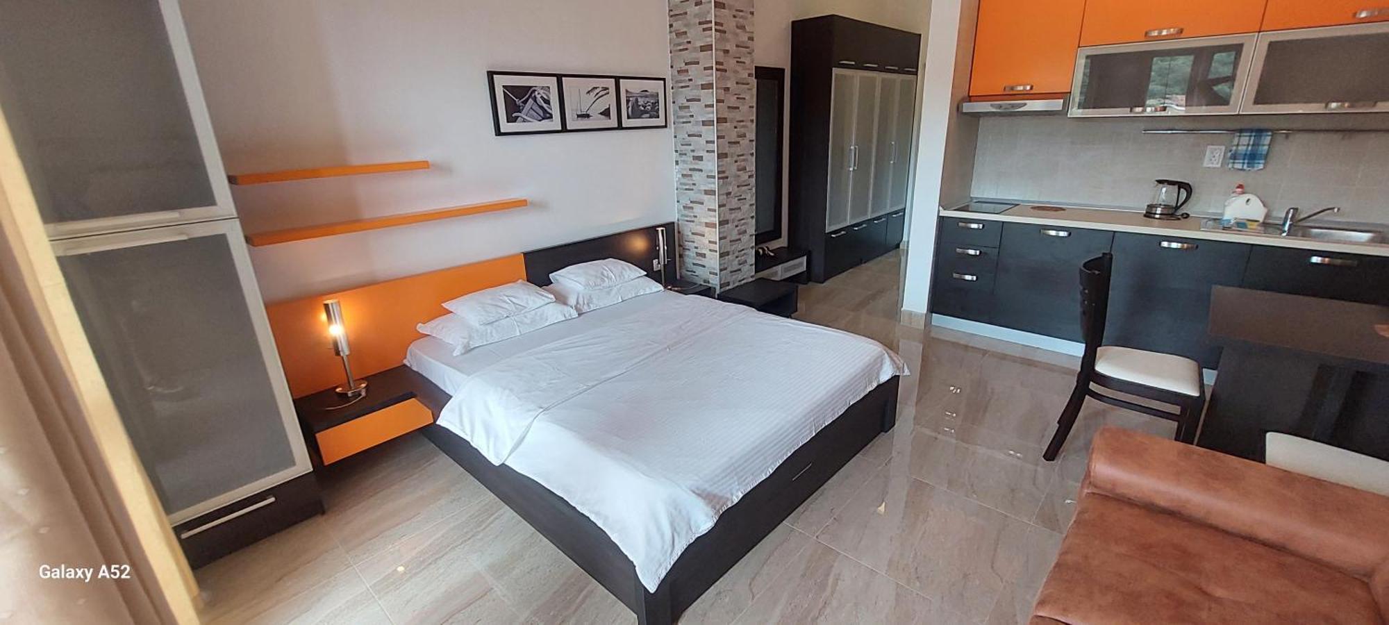 Apartments Danilo Kažanegra Sveti Stefan Bagian luar foto